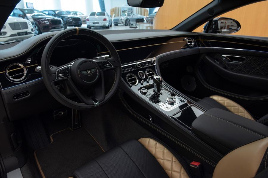 Торпедо Bentley Continental GT Aurum Edition by Mulliner 2020 года  (UAE) (фото 8 из 10)